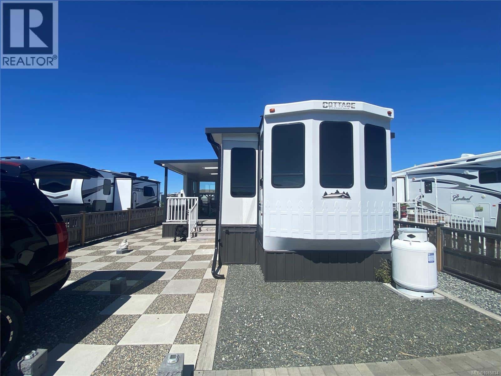 C284 200 Corfield St — Parksville, British Columbia - Photo 5 of 10