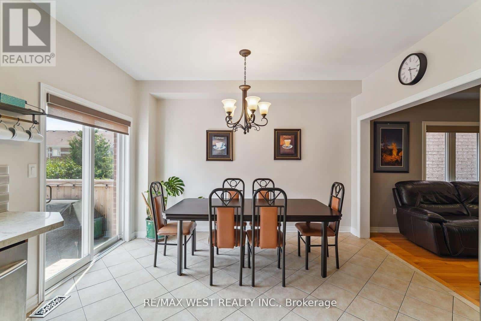 148 CHAYNA CRESCENT — Vaughan (Patterson), Ontario - Photo 5 of 14