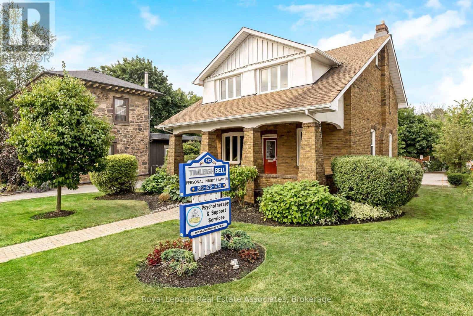 142 MARTIN STREET — Milton (OM Old Milton), Ontario - Photo 2 of 33