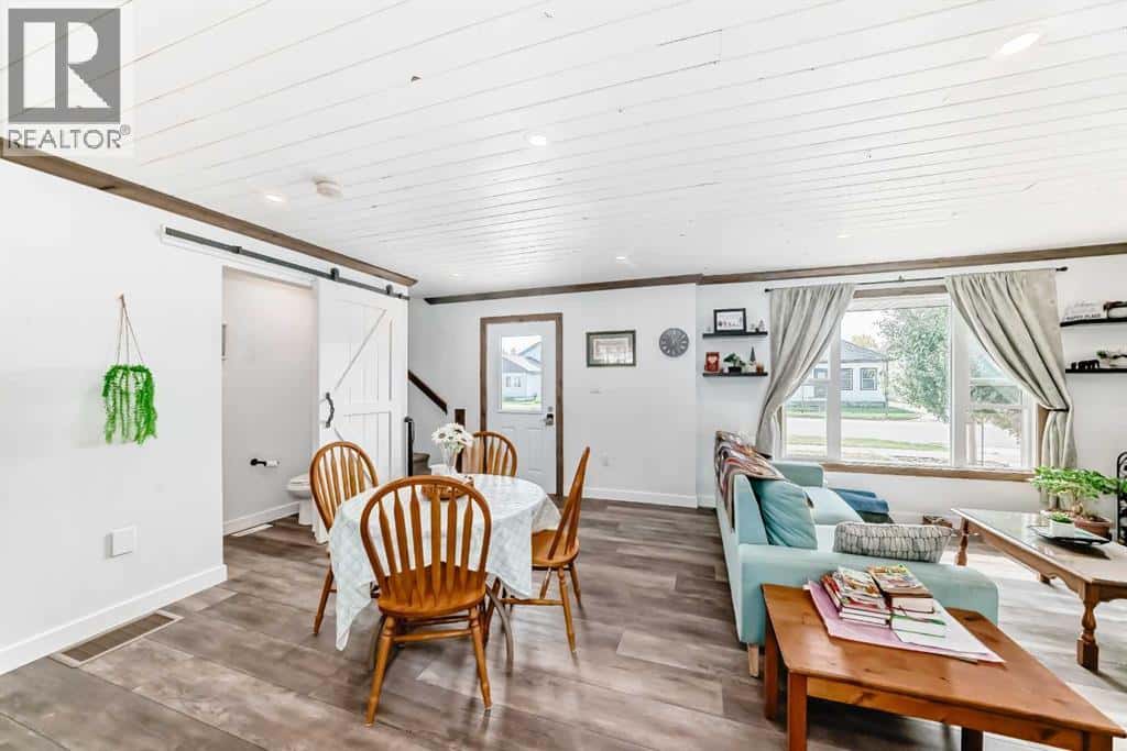 207 Milnes Street Nobleford Street — Nobleford, Alberta - Photo 5 of 25