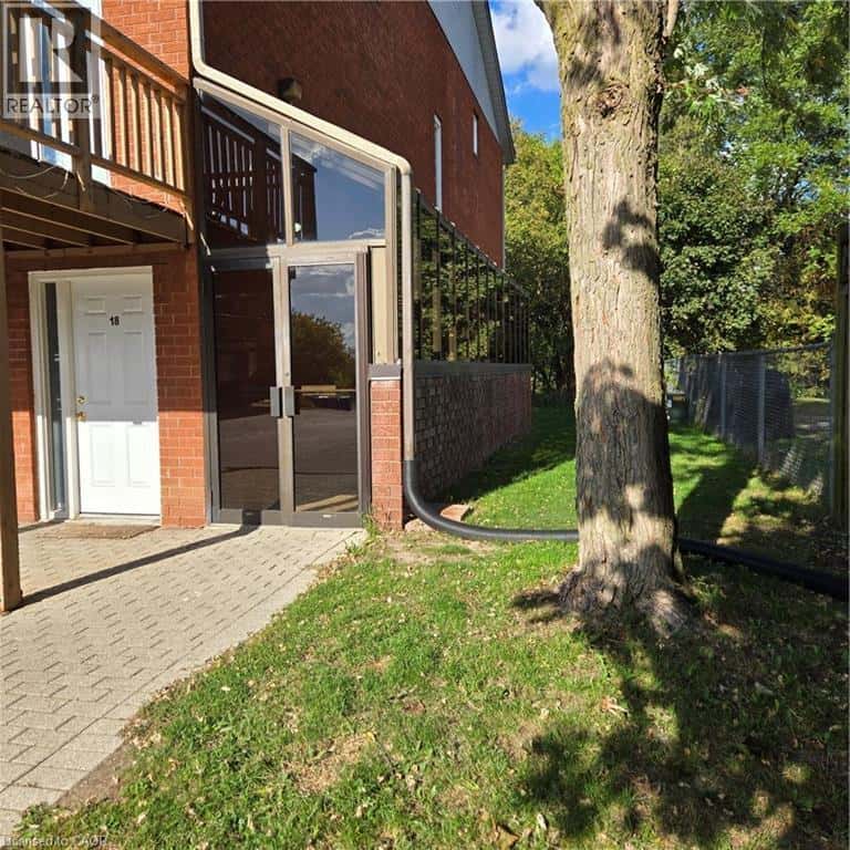 100 INKERMAN Street Unit# 14 — Rockwood, Ontario - Photo 2 of 16