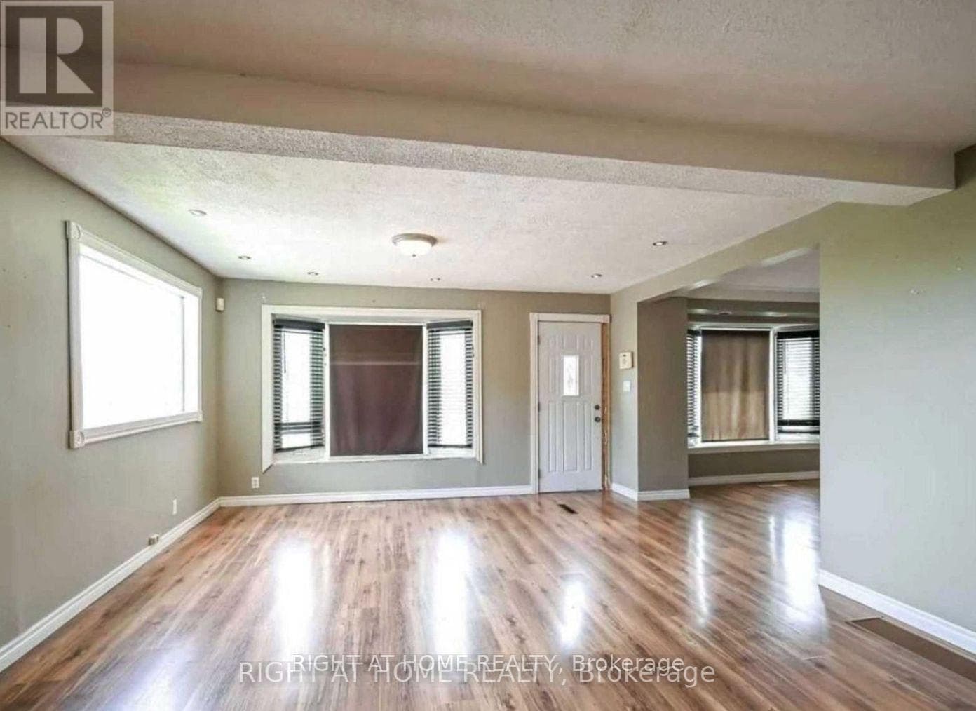 1025 STONE CHURCH ROAD E — Hamilton (Quinndale), Ontario - Main photo