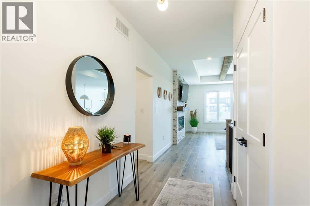 3591 MIA LANE — Plympton-Wyoming, Ontario - Photo 3 of 50