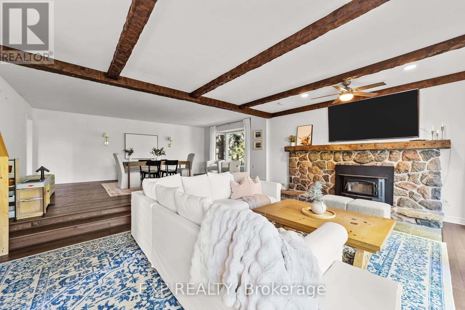 200 HARRIS ROAD — Middlesex Centre (Delaware Town), Ontario - Photo 5 of 39