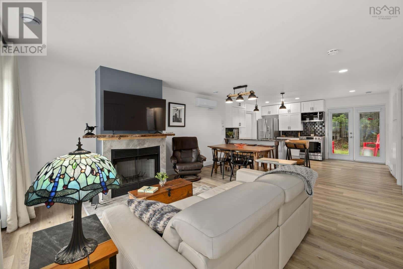 31-33 Birch Grove — Upper Tantallon, Nova Scotia - Photo 2 of 50