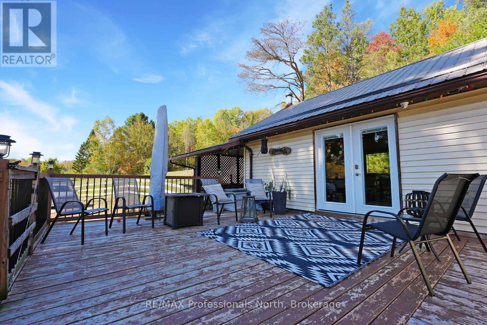 1123 HARCOURT ROAD — Dysart et al (Harcourt), Ontario - Photo 3 of 40