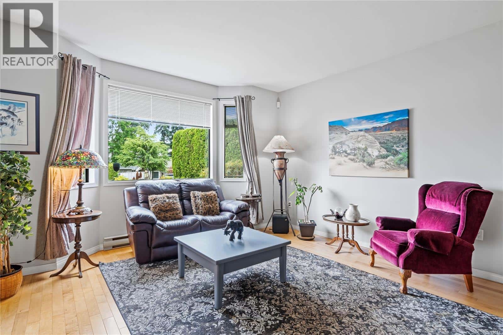 870 Cavin Rd — French Creek, British Columbia - Photo 2 of 51