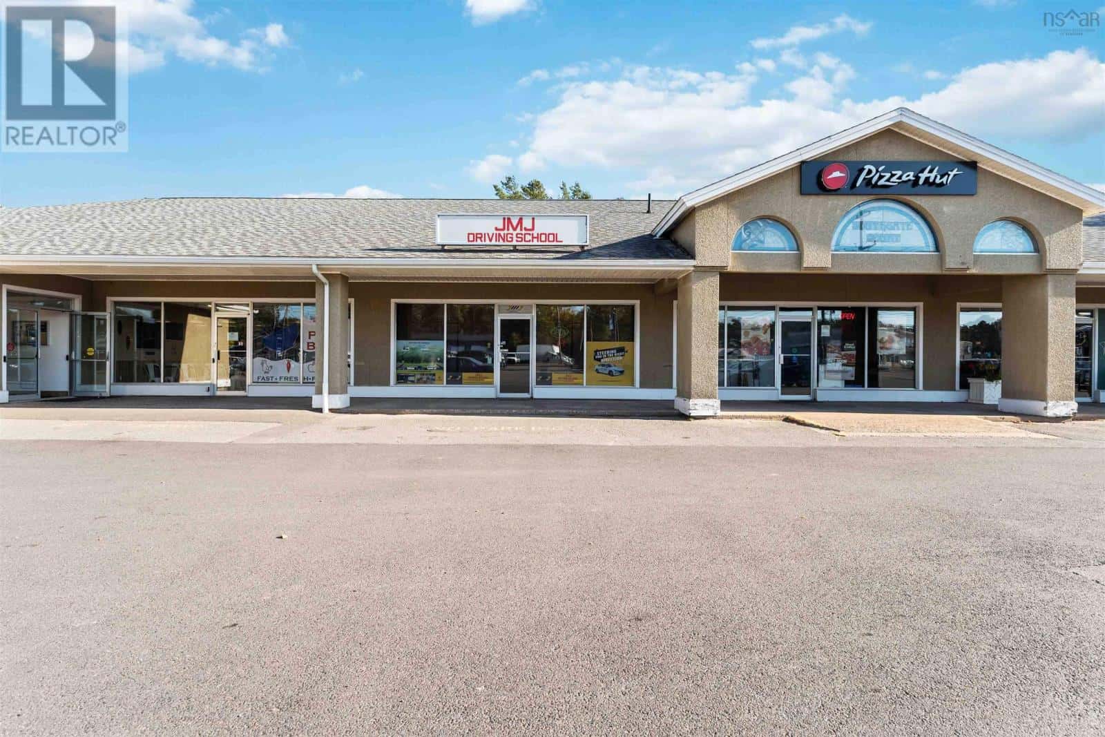 B 780 Central Avenue — Greenwood, Nova Scotia - Photo 4 of 21