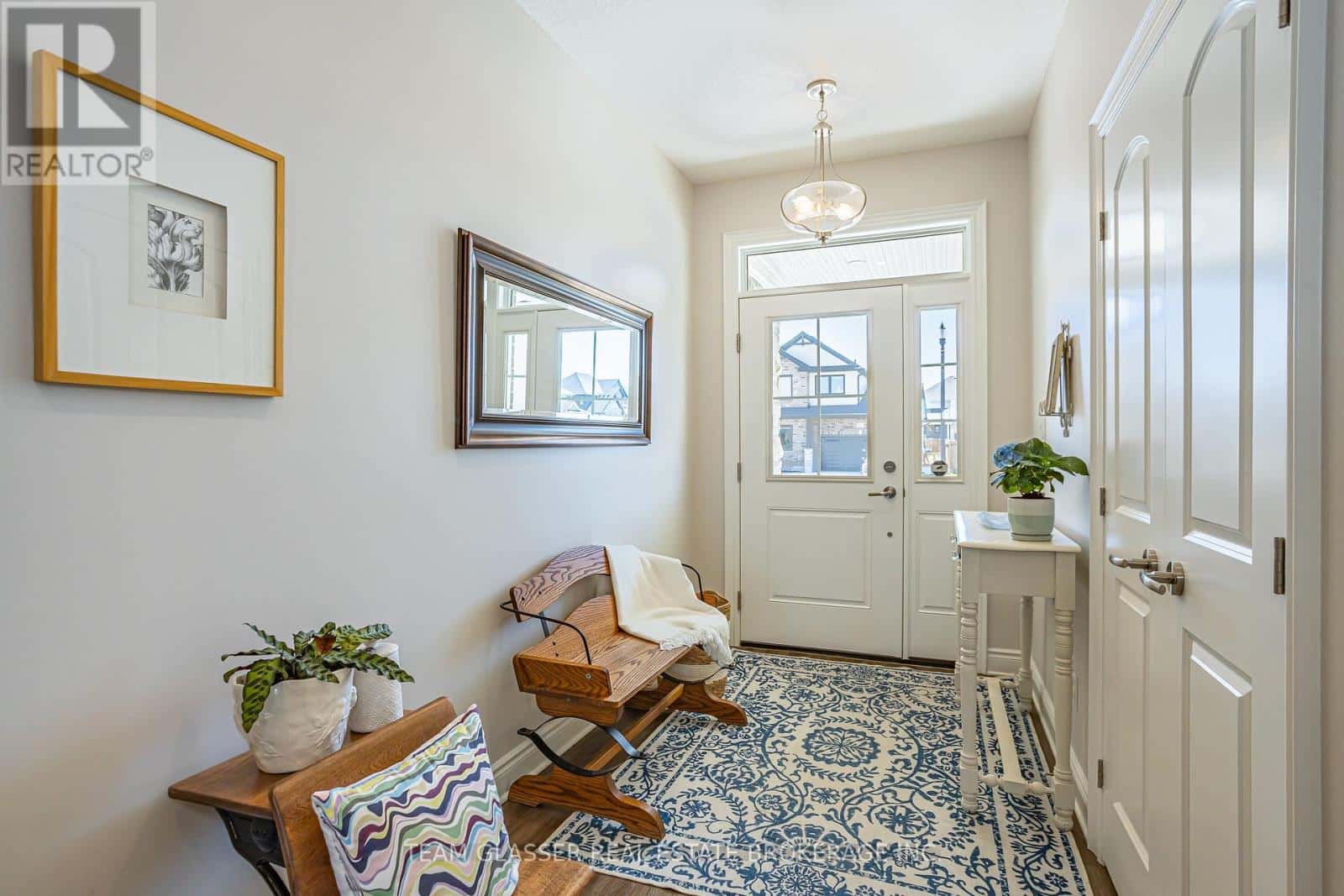 176 BOARDWALK WAY — Thames Centre (Dorchester), Ontario - Photo 5 of 48