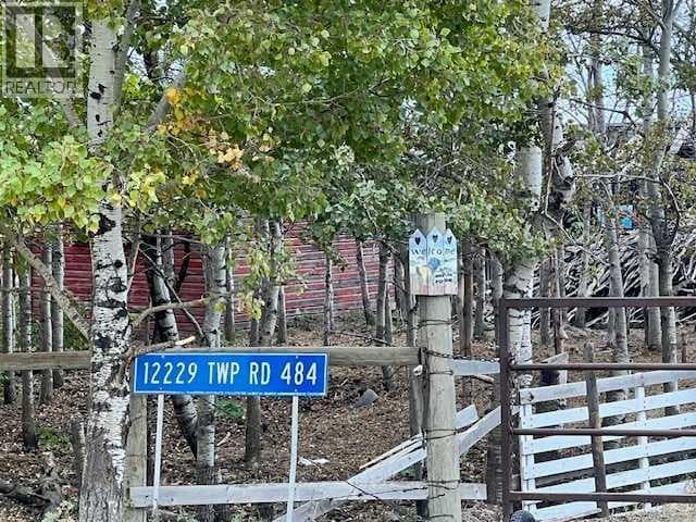 12229 Twp Rd 484 — Rural Beaver County, Alberta - Main photo