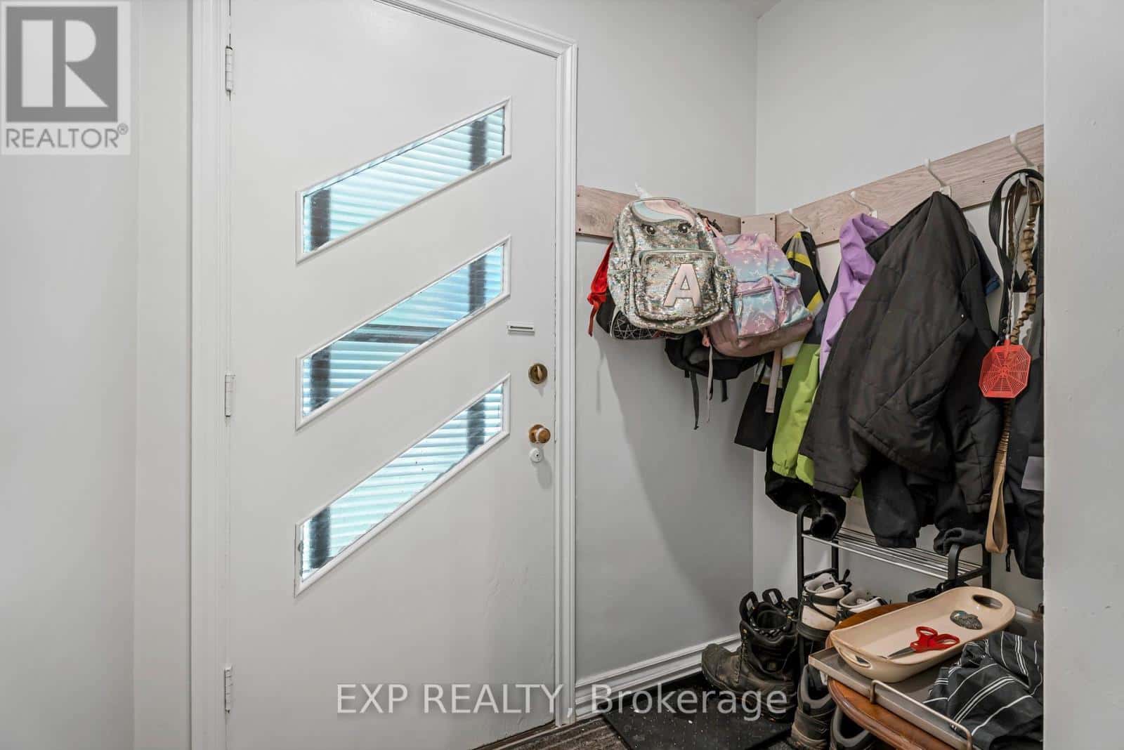 1986 STANLEY AV AVENUE — Niagara Falls (Church's Lane), Ontario - Photo 5 of 46