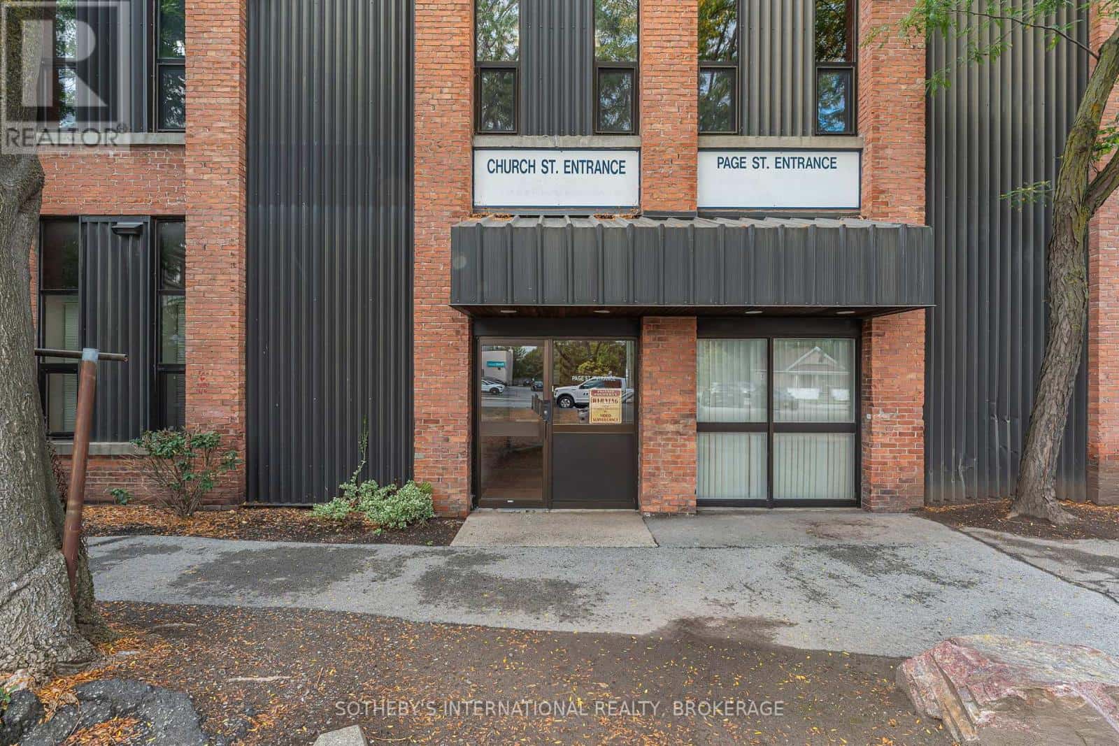 211 - 243 CHURCH STREET — St. Catharines (E. Chester), Ontario - Photo 3 of 18