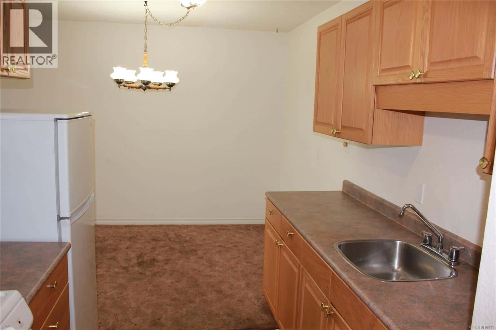 202 380 Brae Rd — Duncan, British Columbia - Photo 4 of 26