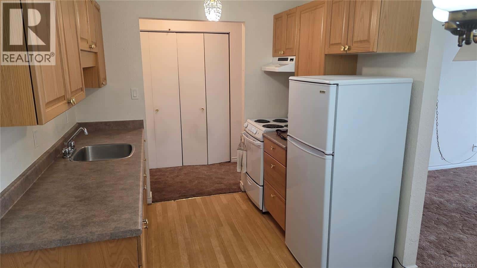 202 380 Brae Rd — Duncan, British Columbia - Photo 5 of 26