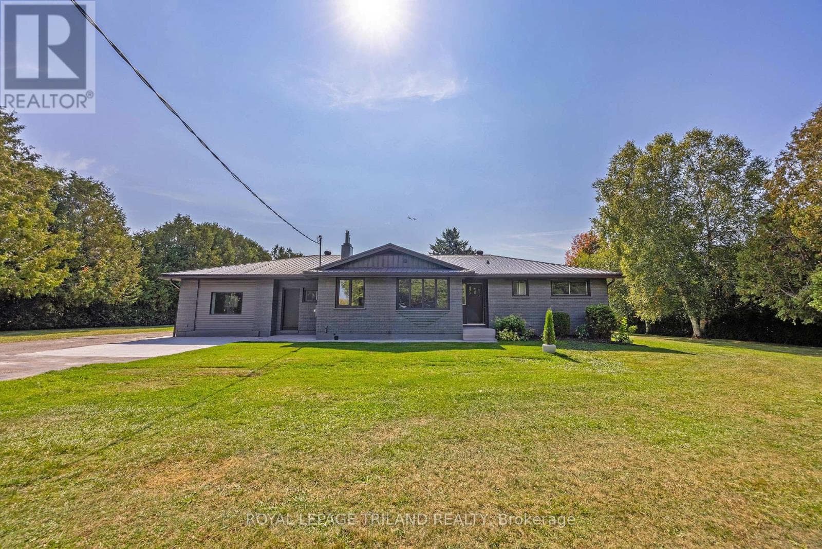 829 AVON DRIVE — Malahide, Ontario - Main photo