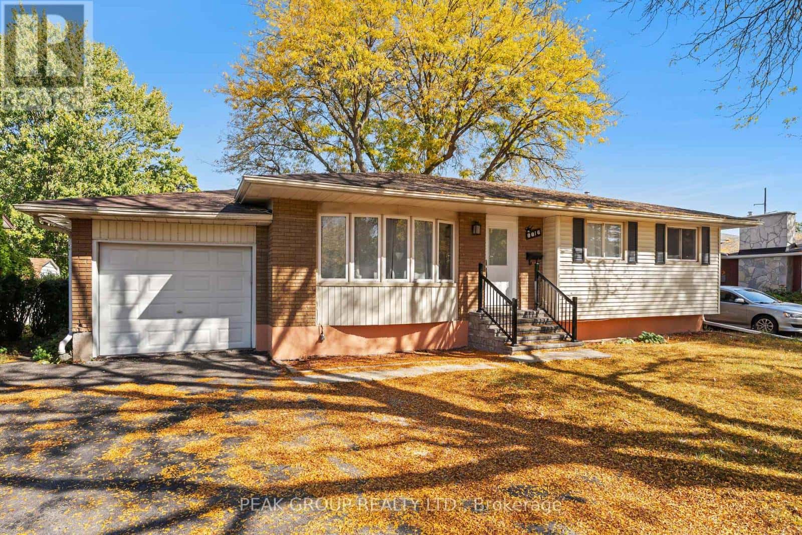 8816 ROOSEVELT STREET — Niagara Falls (Chippawa), Ontario - Photo 2 of 36