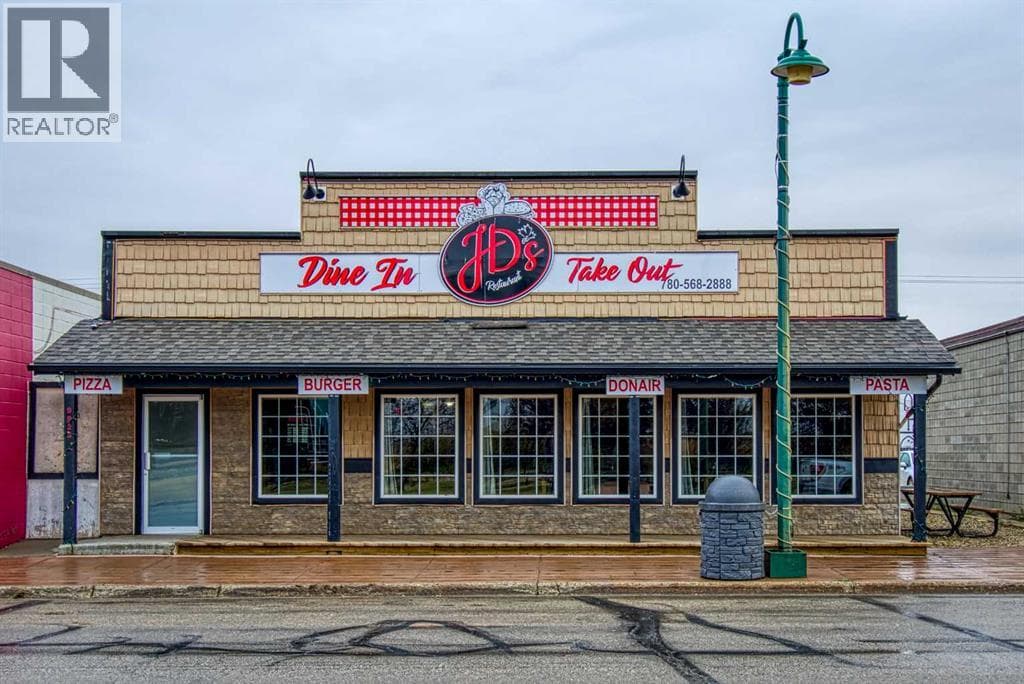 9925 100 Street — Sexsmith, Alberta - Main photo