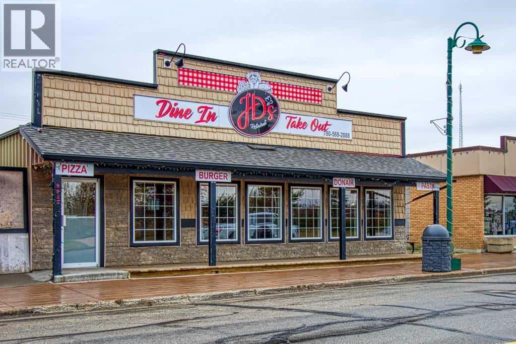 9925 100 Street — Sexsmith, Alberta - Photo 2 of 43