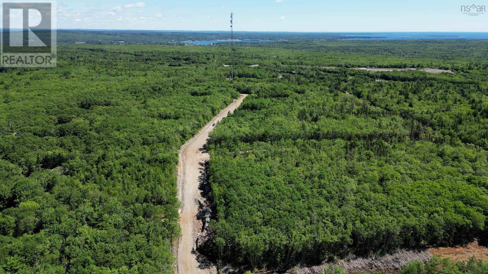 89 Morton Drive — Liverpool, Nova Scotia - Photo 3 of 5