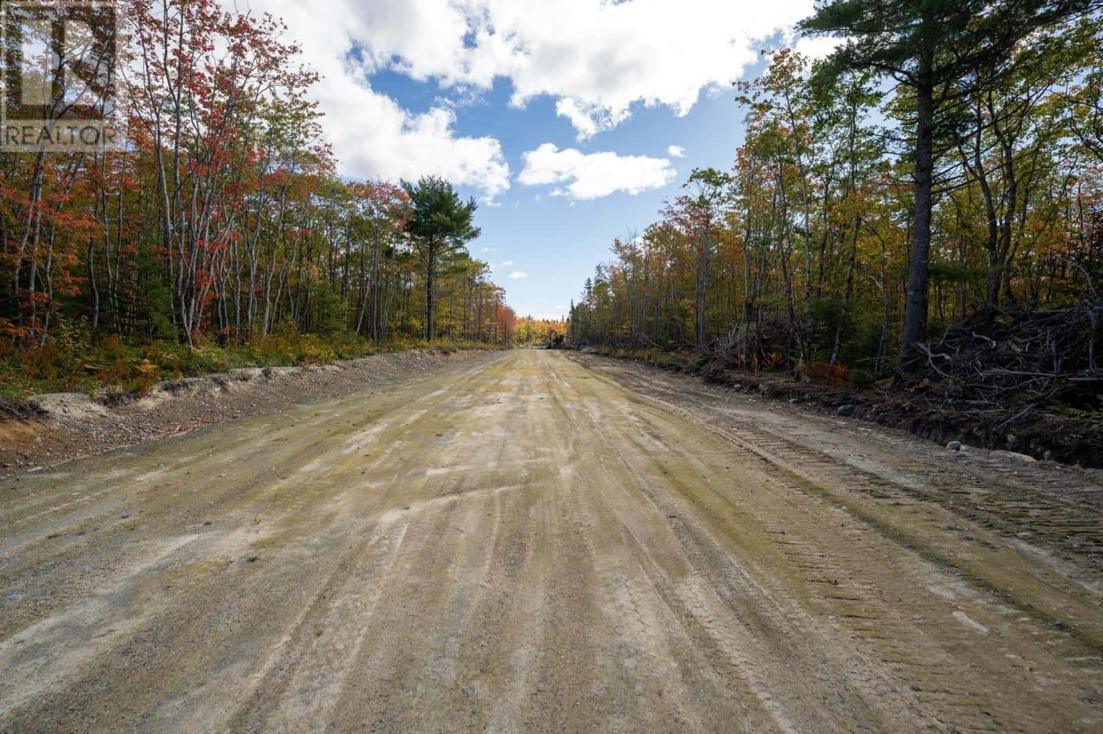 88 Morton Drive — Liverpool, Nova Scotia - Photo 3 of 5