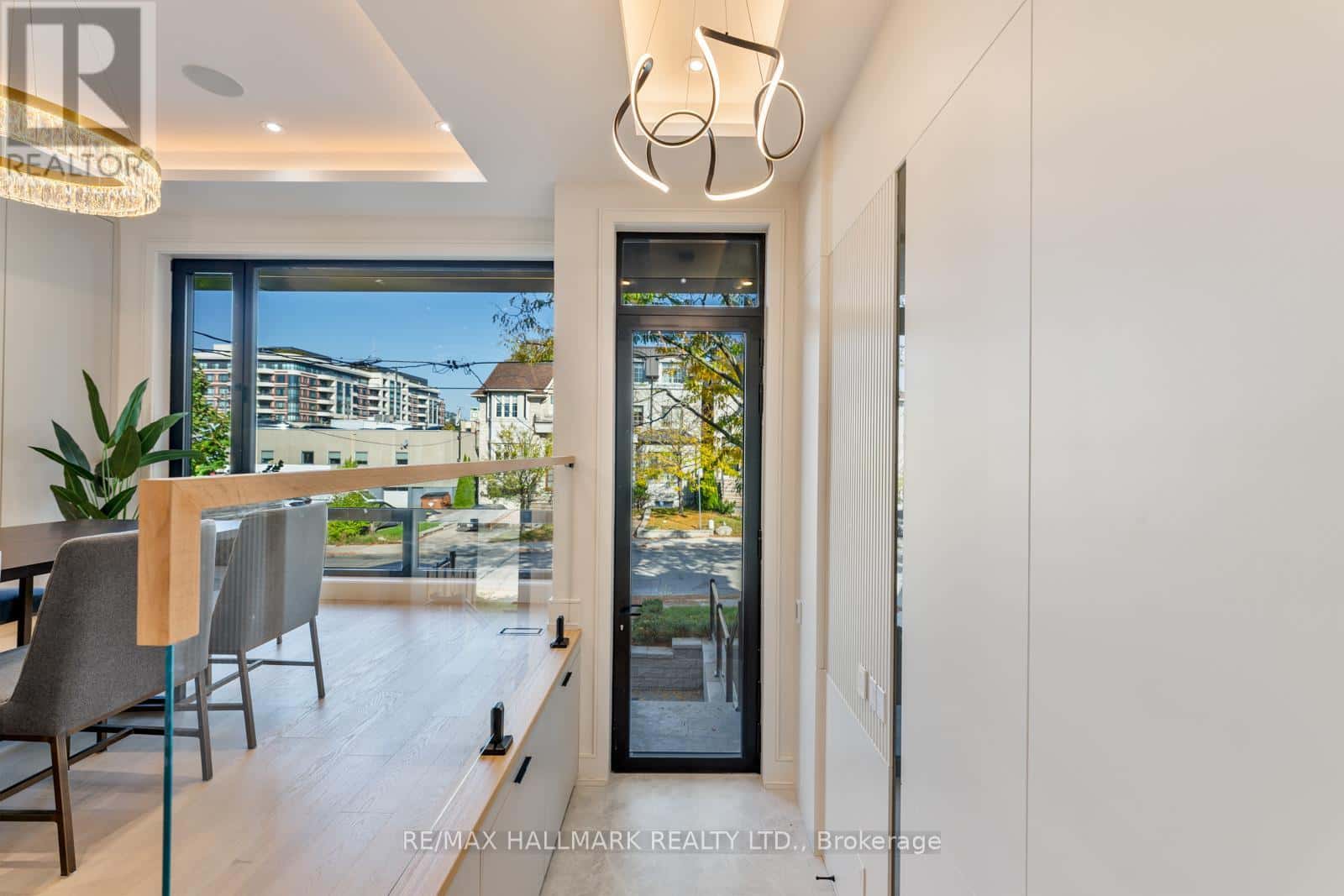 359 CRANBROOKE AVENUE — Toronto (Lawrence Park North), Ontario - Photo 5 of 48