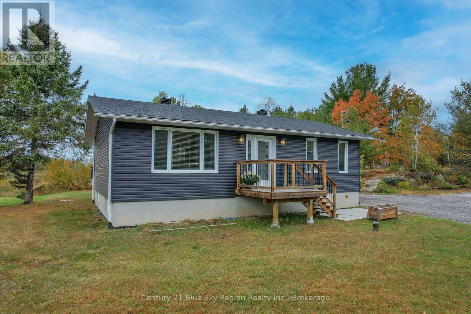 1118 HIGHWAY 94 — East Ferris, Ontario - Photo 4 of 45