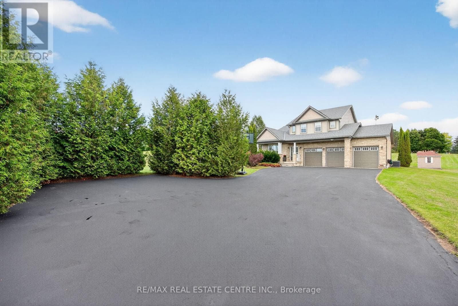 37 WOODLAND DRIVE — East Garafraxa, Ontario - Main photo