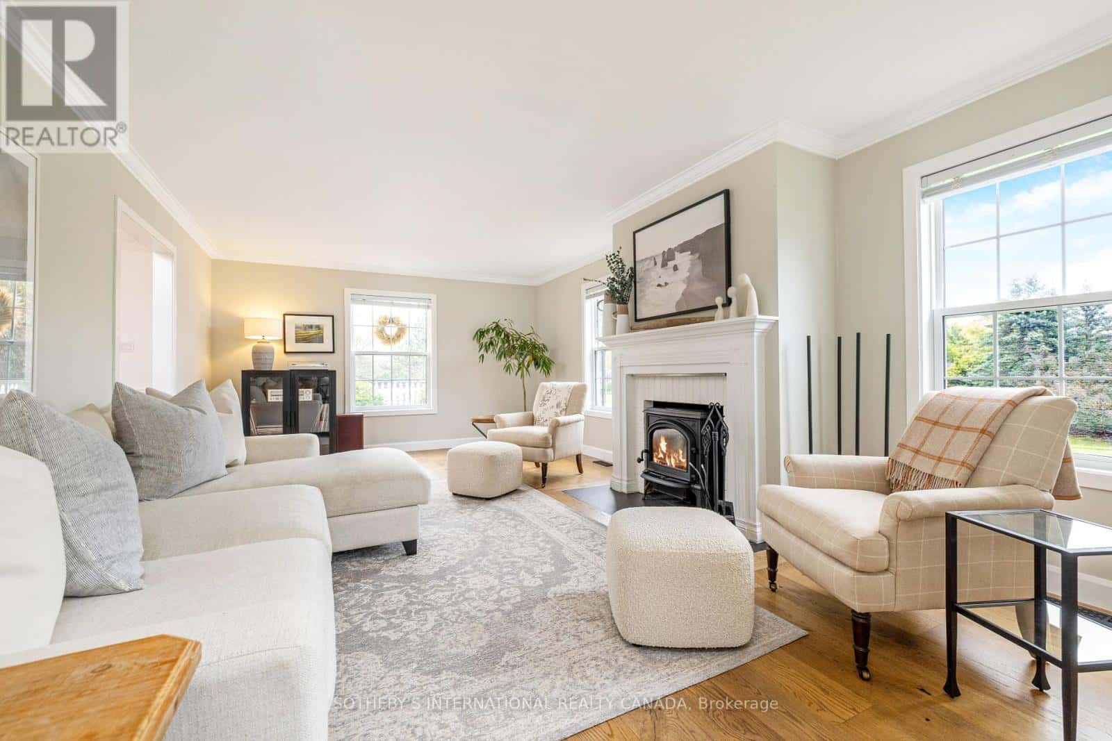 331 WHEELIHAN WAY — Milton (Campbellville), Ontario - Photo 5 of 50