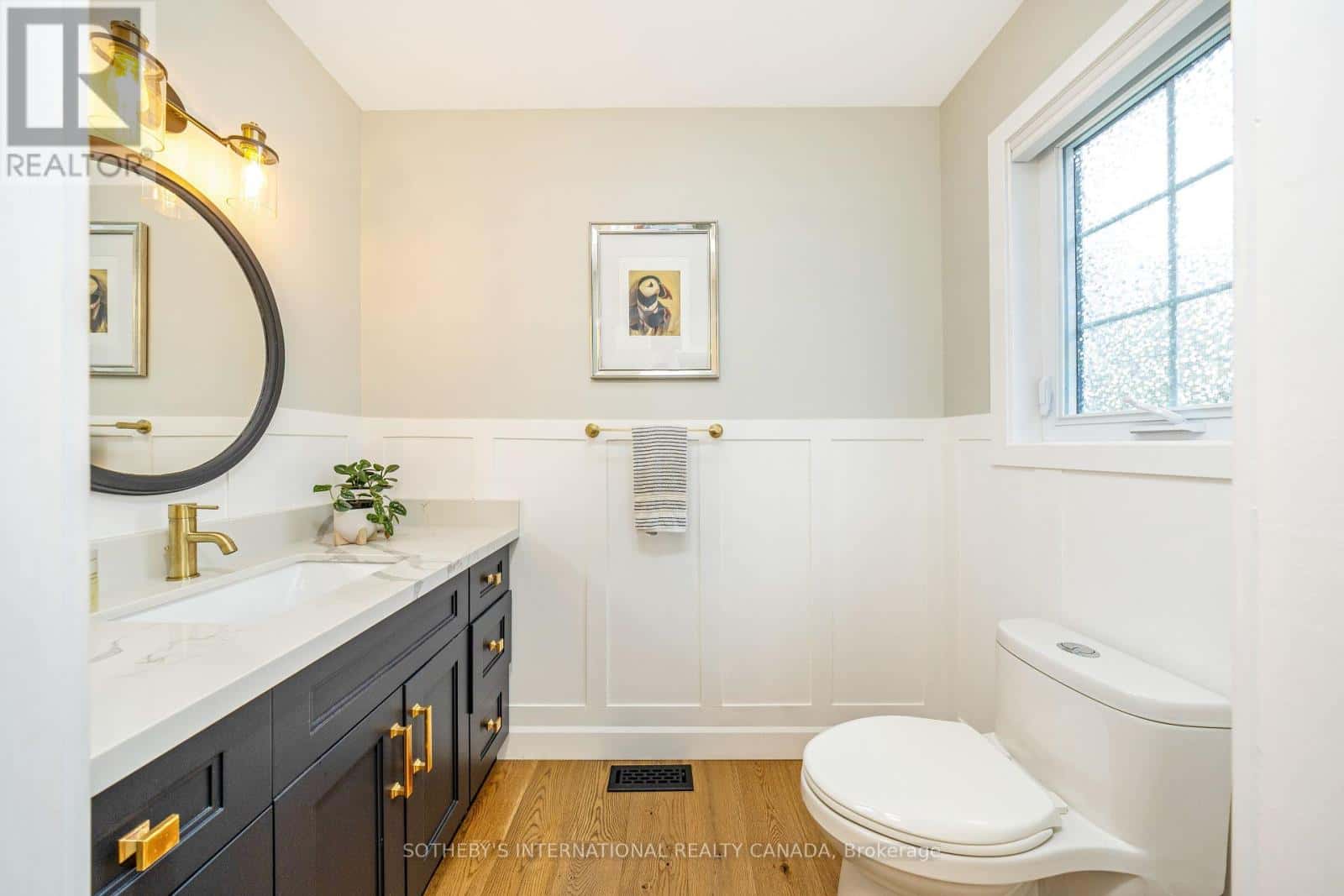 331 WHEELIHAN WAY — Milton (Campbellville), Ontario - Photo 2 of 50