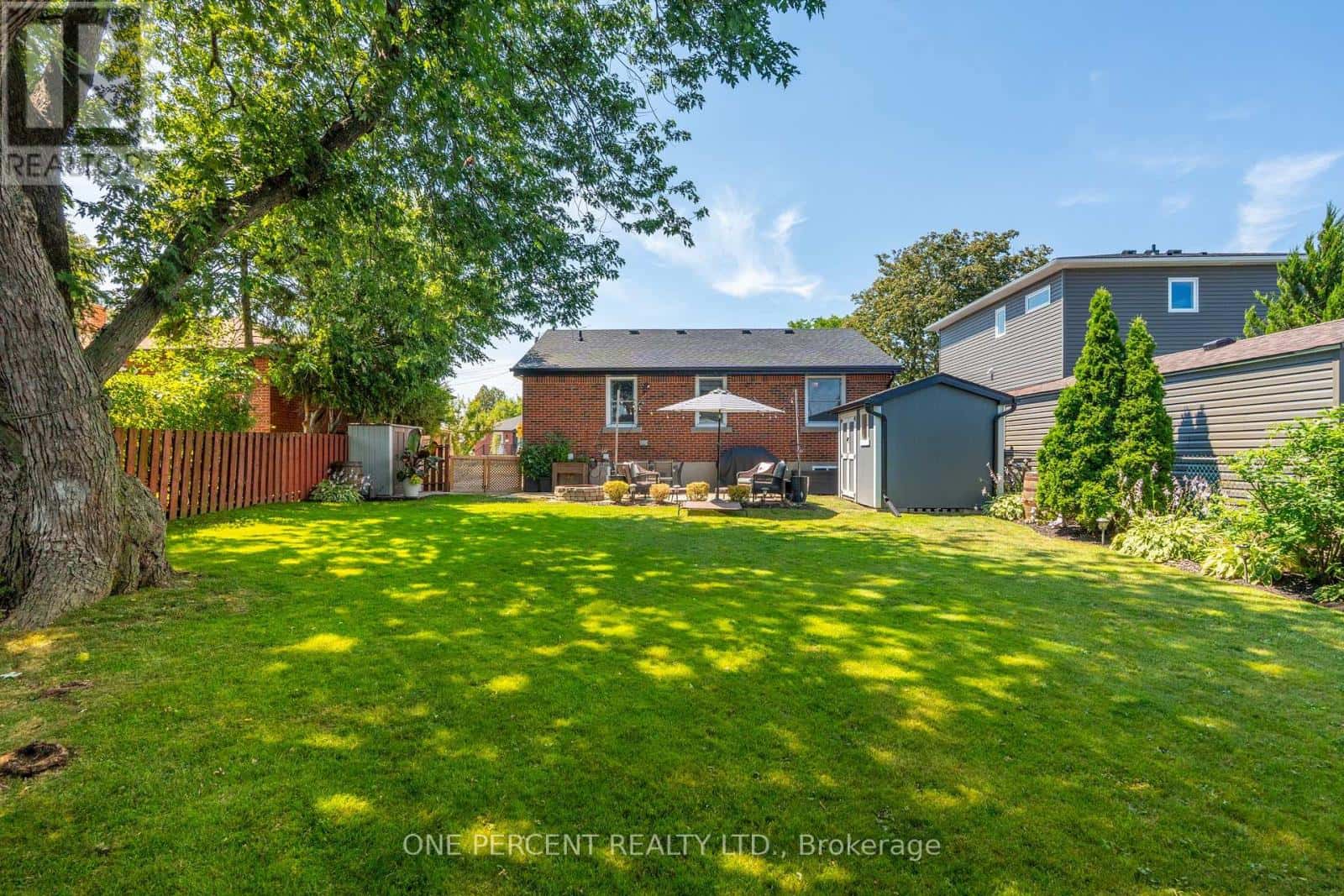 309 EAST 45TH STREET — Hamilton (Hampton Heights), Ontario - Photo 2 of 31