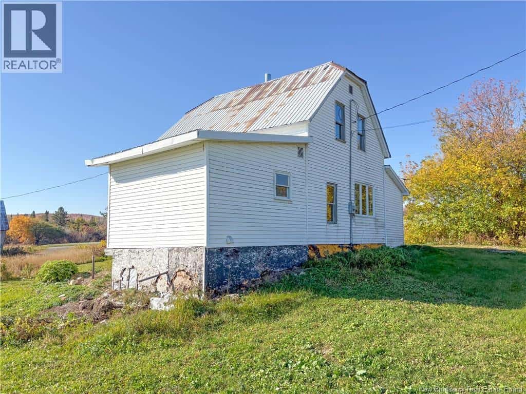 58 East Glassville Road — Glassville, New Brunswick - Photo 4 of 43