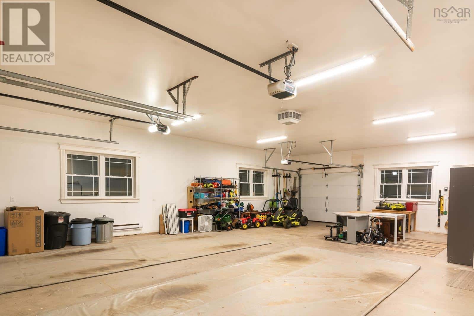 26 Cambridge Drive — Valley, Nova Scotia - Photo 4 of 38