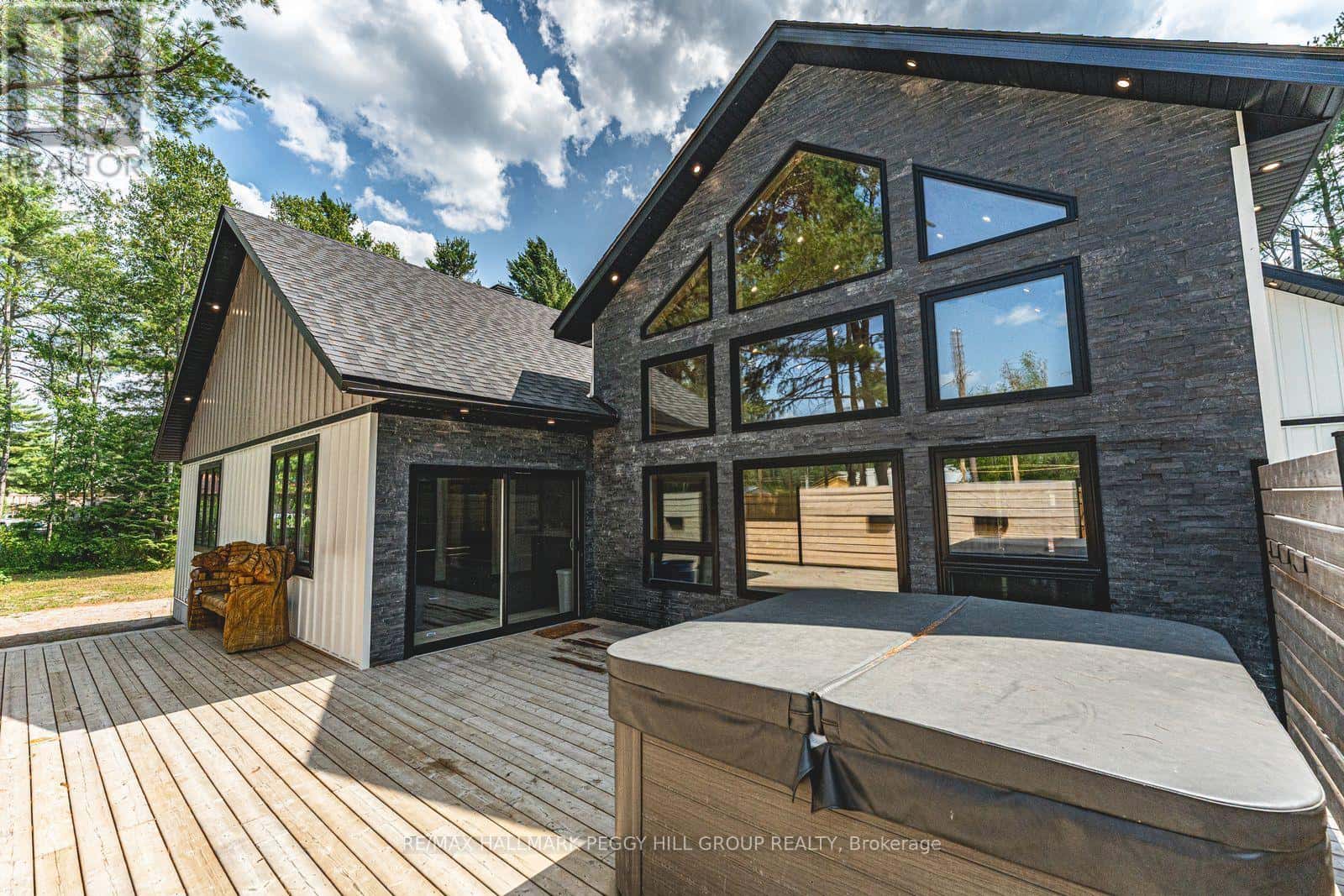 24B BUCK HILL ROAD — Hastings Highlands (Monteagle Ward), Ontario - Photo 5 of 22