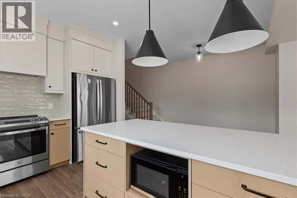 79 KENTON Street — Mitchell, Ontario - Photo 2 of 37