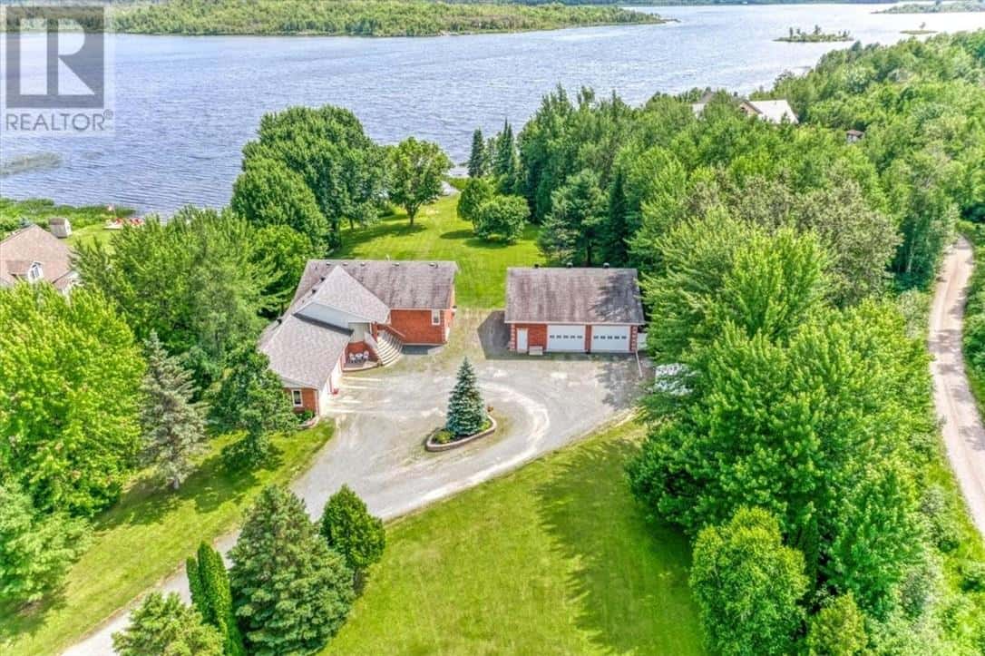 2234 Fire Route P — Azilda, Ontario - Photo 2 of 50