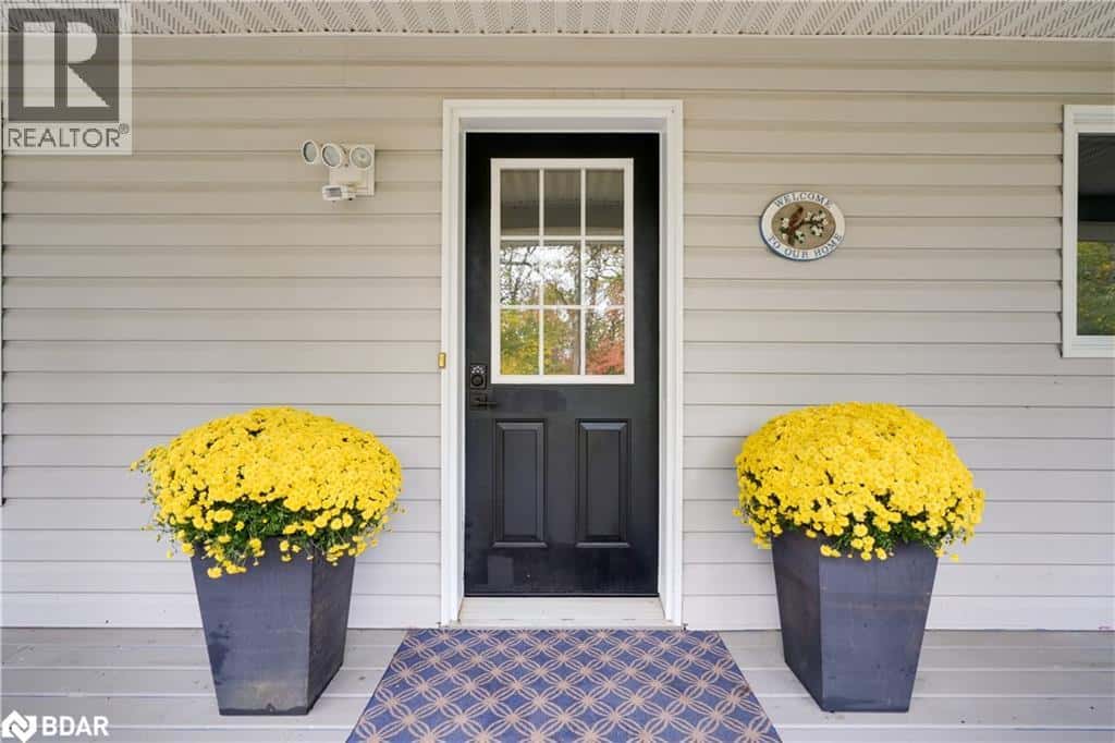 2372 KINNEAR Sideroad — Coldwater, Ontario - Photo 4 of 42