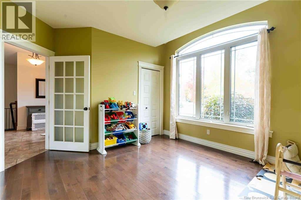 120 Anabelle Crescent — Lutes Mountain, New Brunswick - Photo 5 of 36