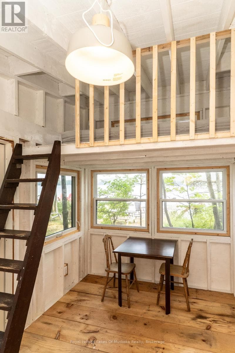 1072 LONG LAKE ROAD — Muskoka Lakes (Wood (Muskoka Lakes)), Ontario - Main photo