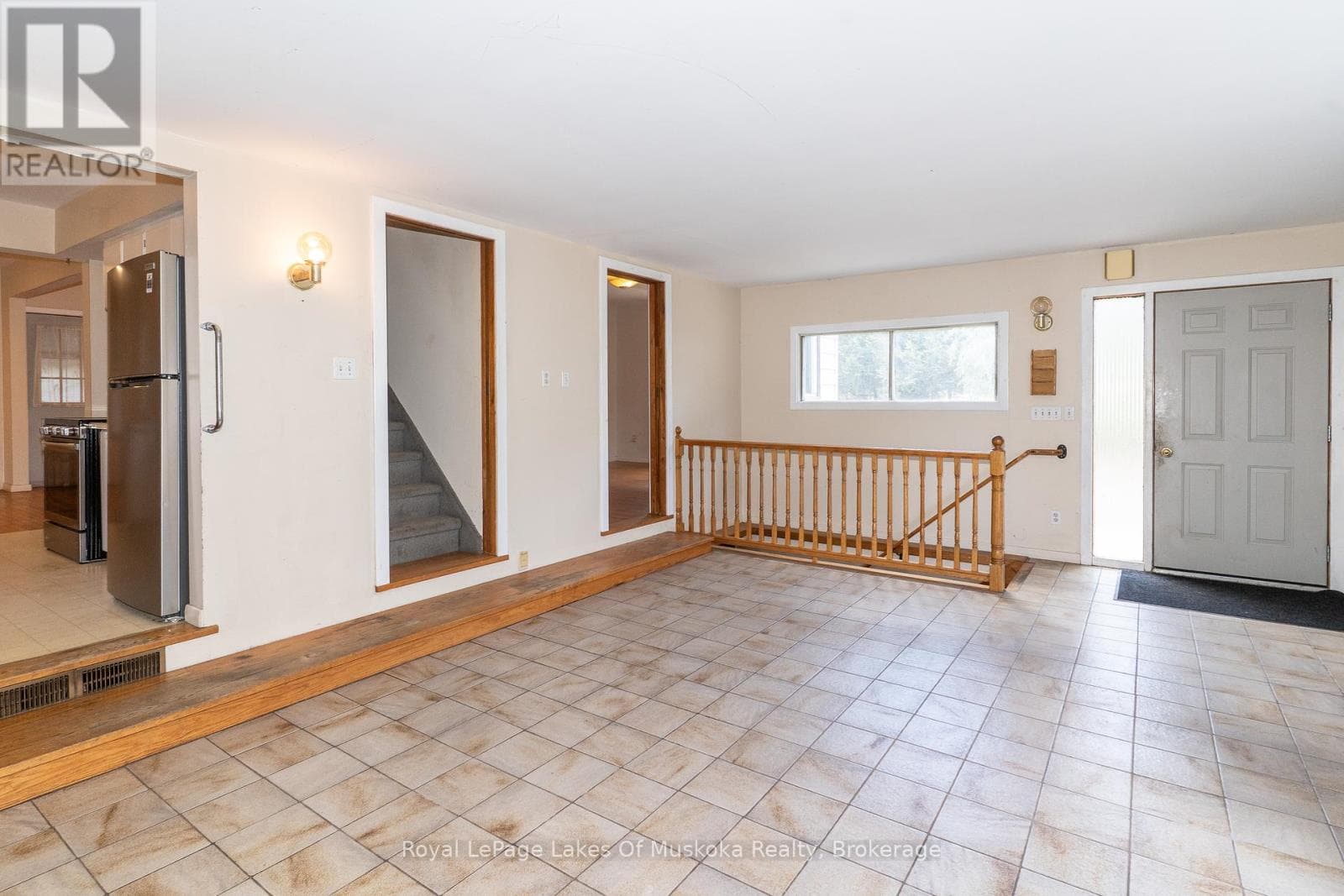 1015 HEWLITT ROAD — Muskoka Lakes (Monck (Muskoka Lakes)), Ontario - Main photo