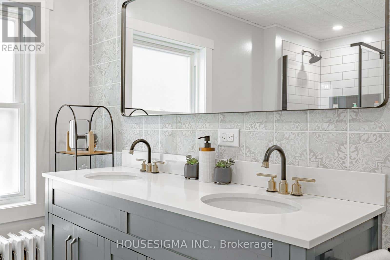 26 PARK STREET — Clarington (Orono), Ontario - Photo 4 of 45