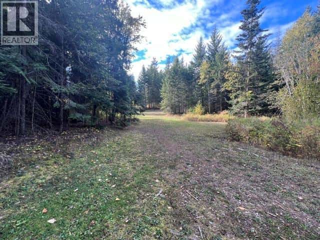 3720 and 3770 Foster Road — Wynndel, British Columbia - Photo 2 of 33