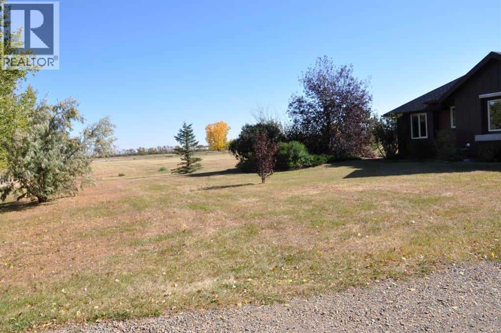 64-210044 Hwy512 — Rural Lethbridge County, Alberta - Photo 2 of 41