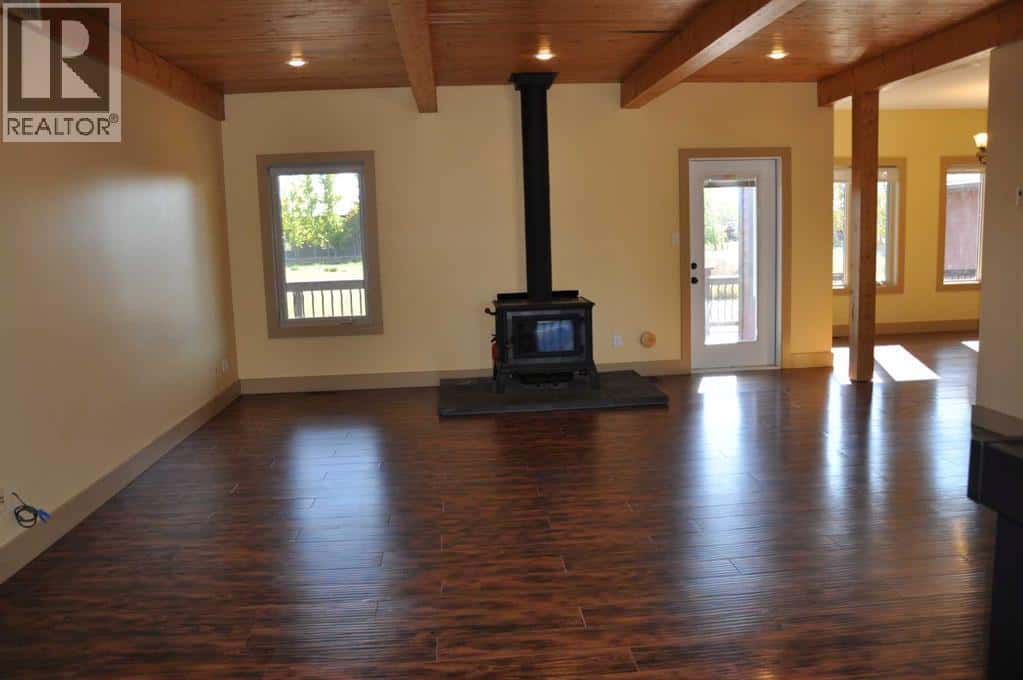 64-210044 Hwy512 — Rural Lethbridge County, Alberta - Photo 4 of 41