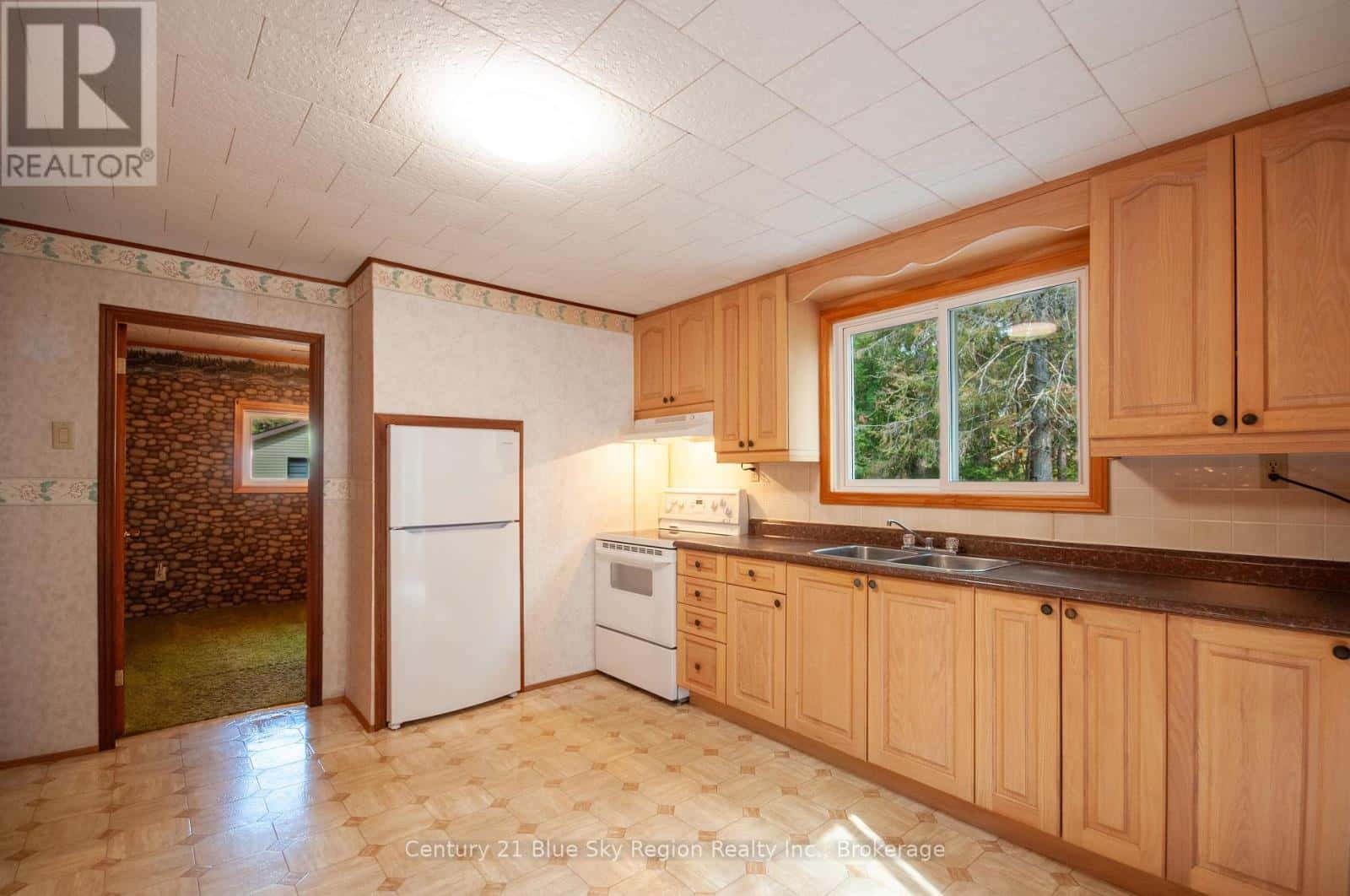 78 DALYS ROAD — North Bay (Birchaven), Ontario - Photo 3 of 29