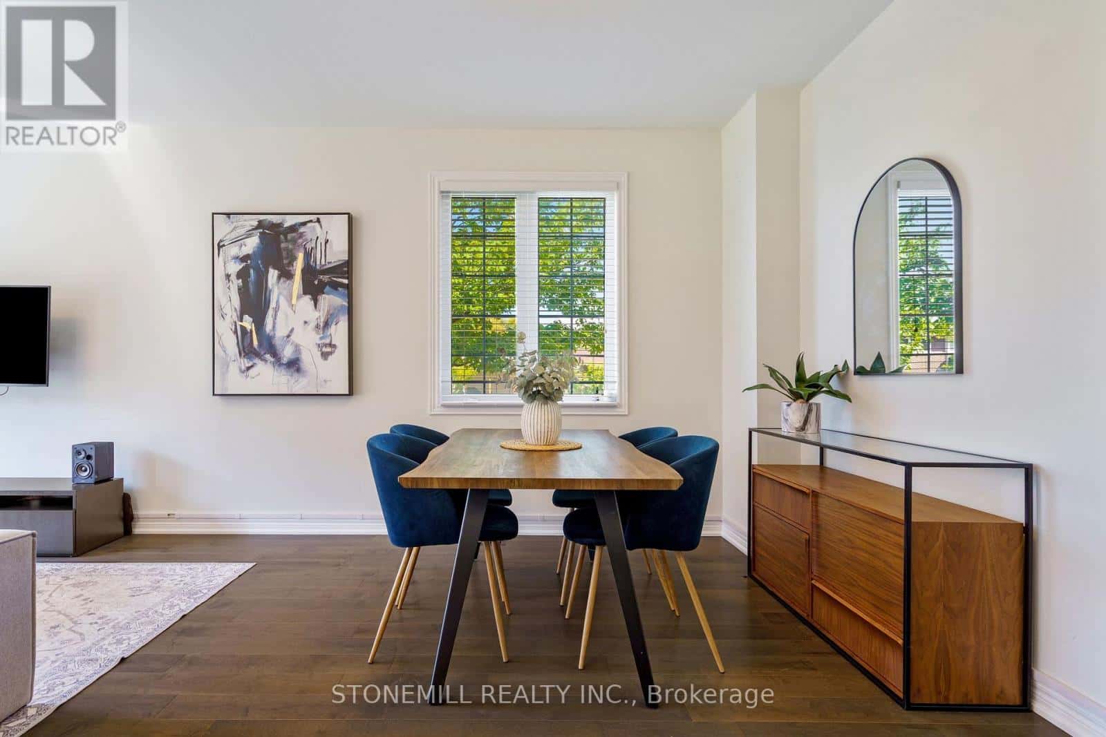 60 BOBOLINK ROAD — Hamilton (Bruleville), Ontario - Photo 4 of 28