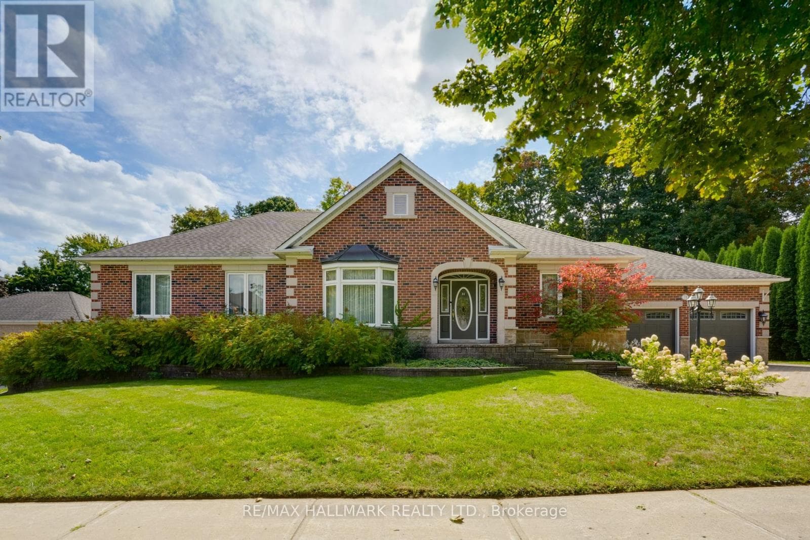 71 WILLOW FARM LANE — Aurora (Hills of St Andrew), Ontario - Main photo