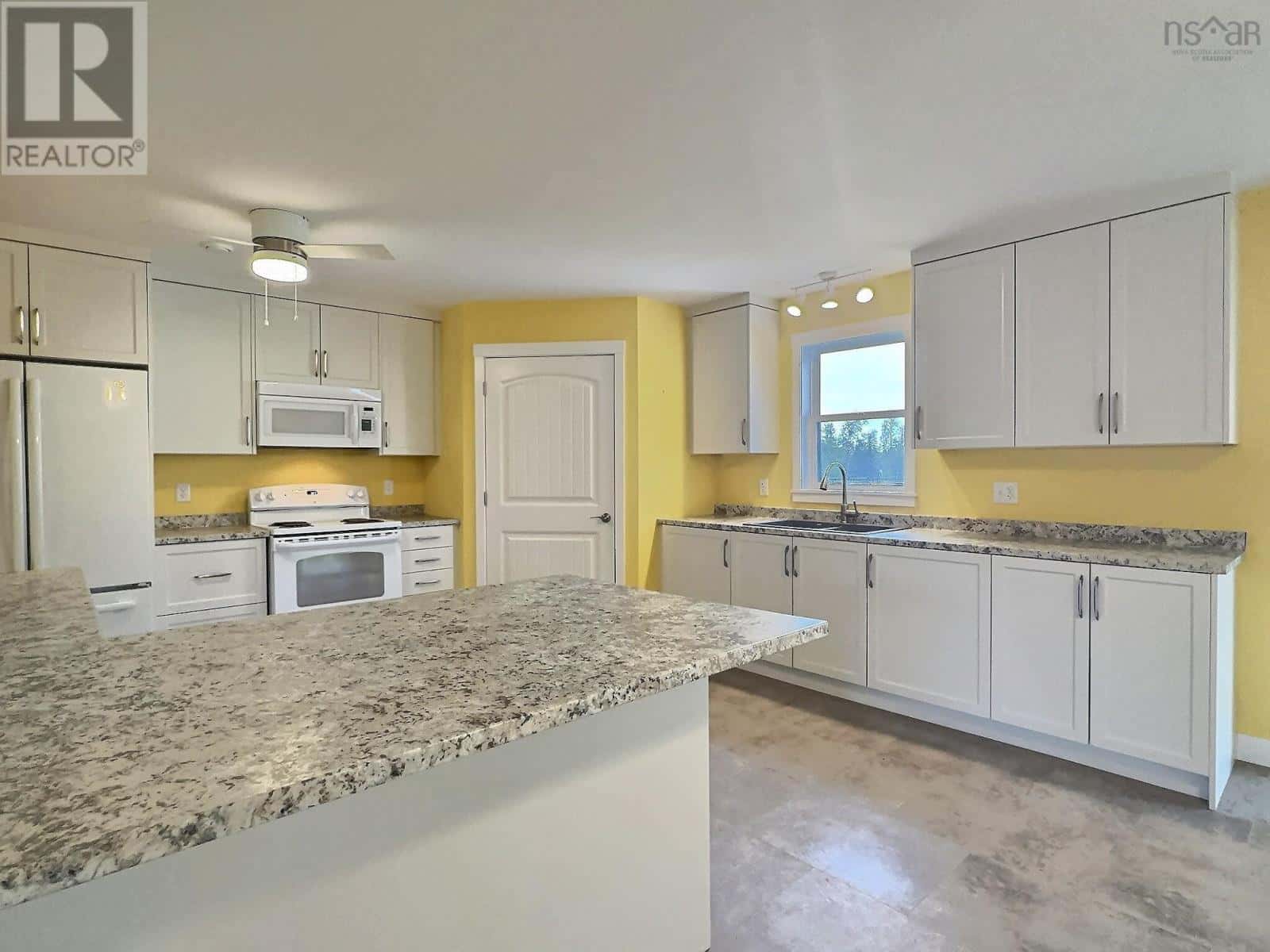 863 Gray Road, Livia Meadows — Debert, Nova Scotia - Photo 2 of 20