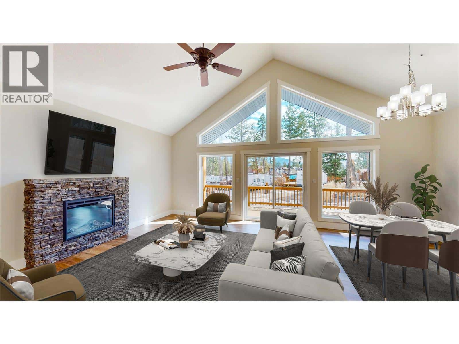 4868 Riverview Drive Unit# 118 — Edgewater, British Columbia - Photo 2 of 66