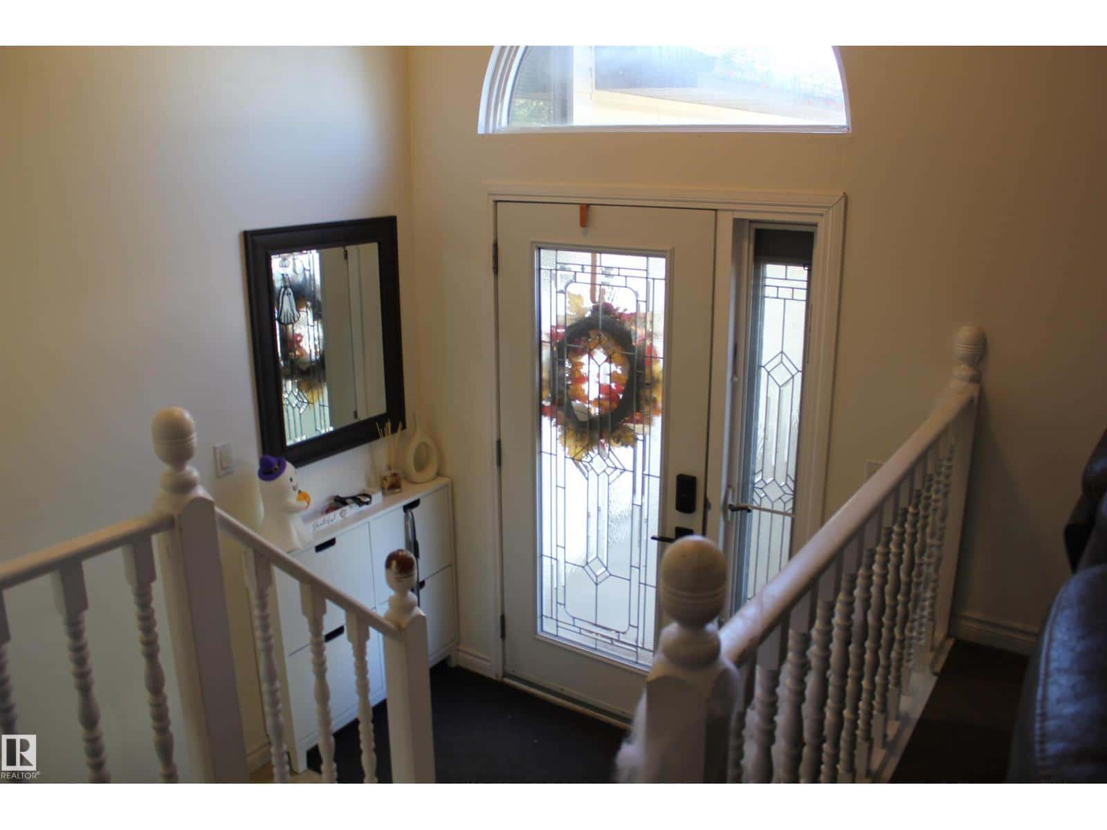 5221 54A ST — Elk Point, Alberta - Photo 3 of 47