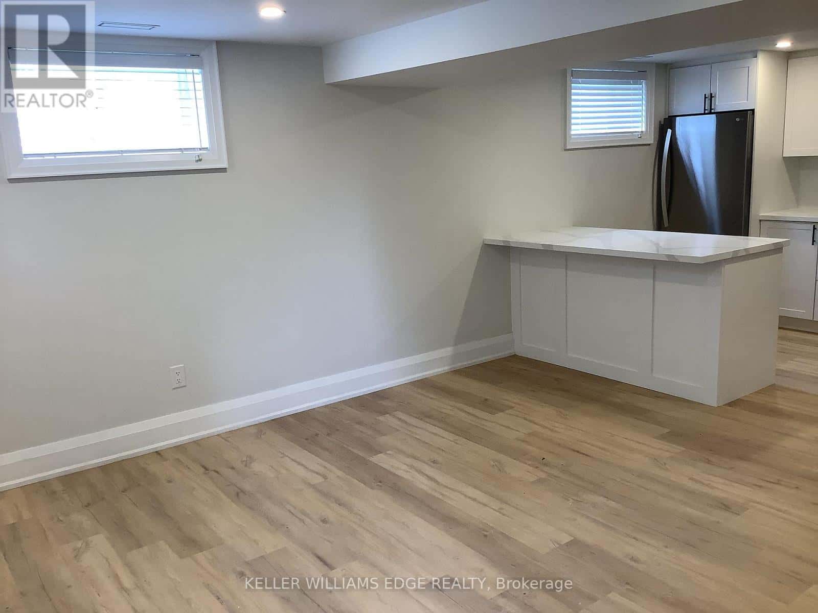 2 - 229 WEST 18TH STREET — Hamilton (Buchanan), Ontario - Photo 3 of 11